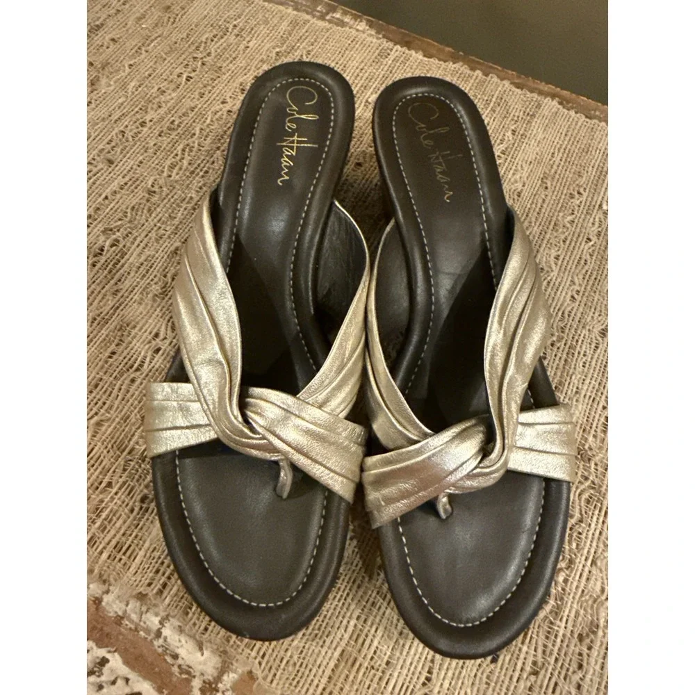 Cole Haan Air Eden Thong Gold Comfort‎ Wedge Platform Sandals 8.5 Slip On